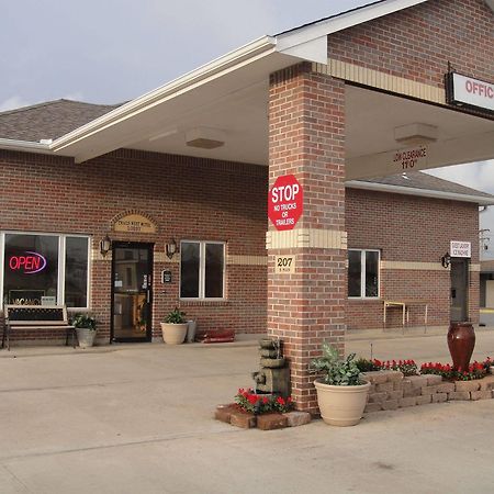 Trails West Motel 사우스허친슨 외부 사진